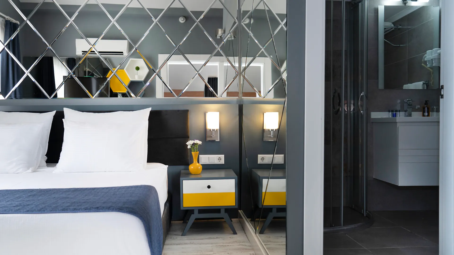 Letstay Hotel - Adults Only