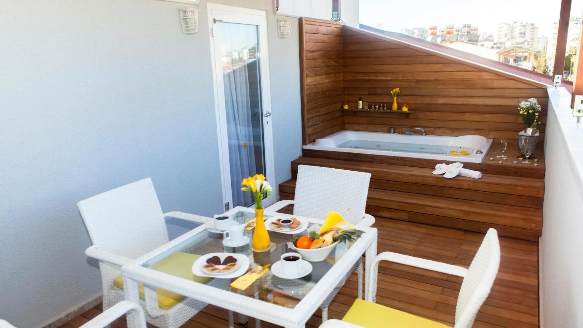 Letstay Hotel - Adults Only